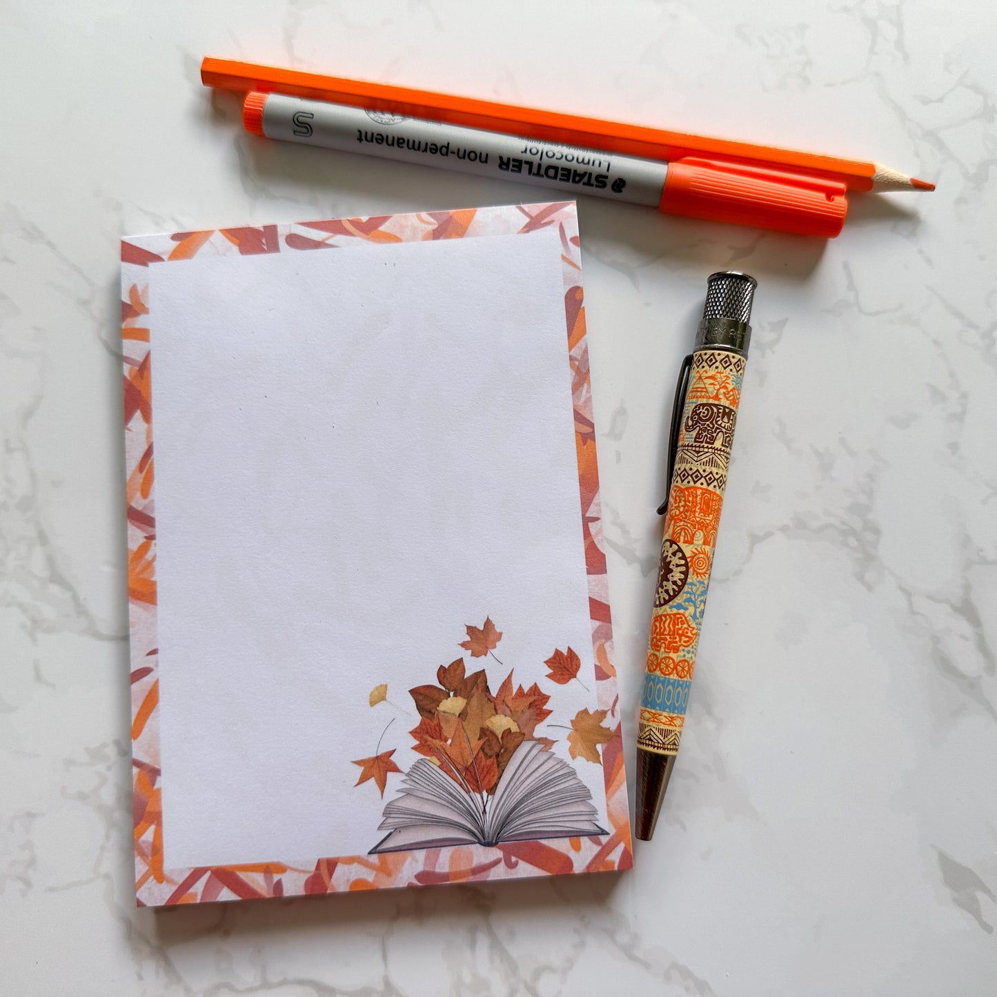 Fall into a Good Book A6 Notepad